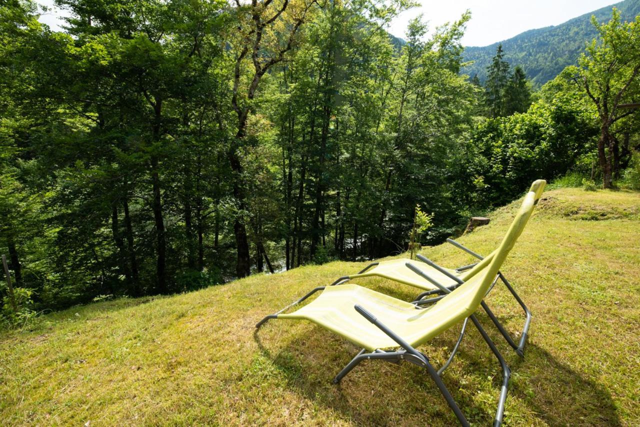 Cottages Kravanja Trenta Bagian luar foto